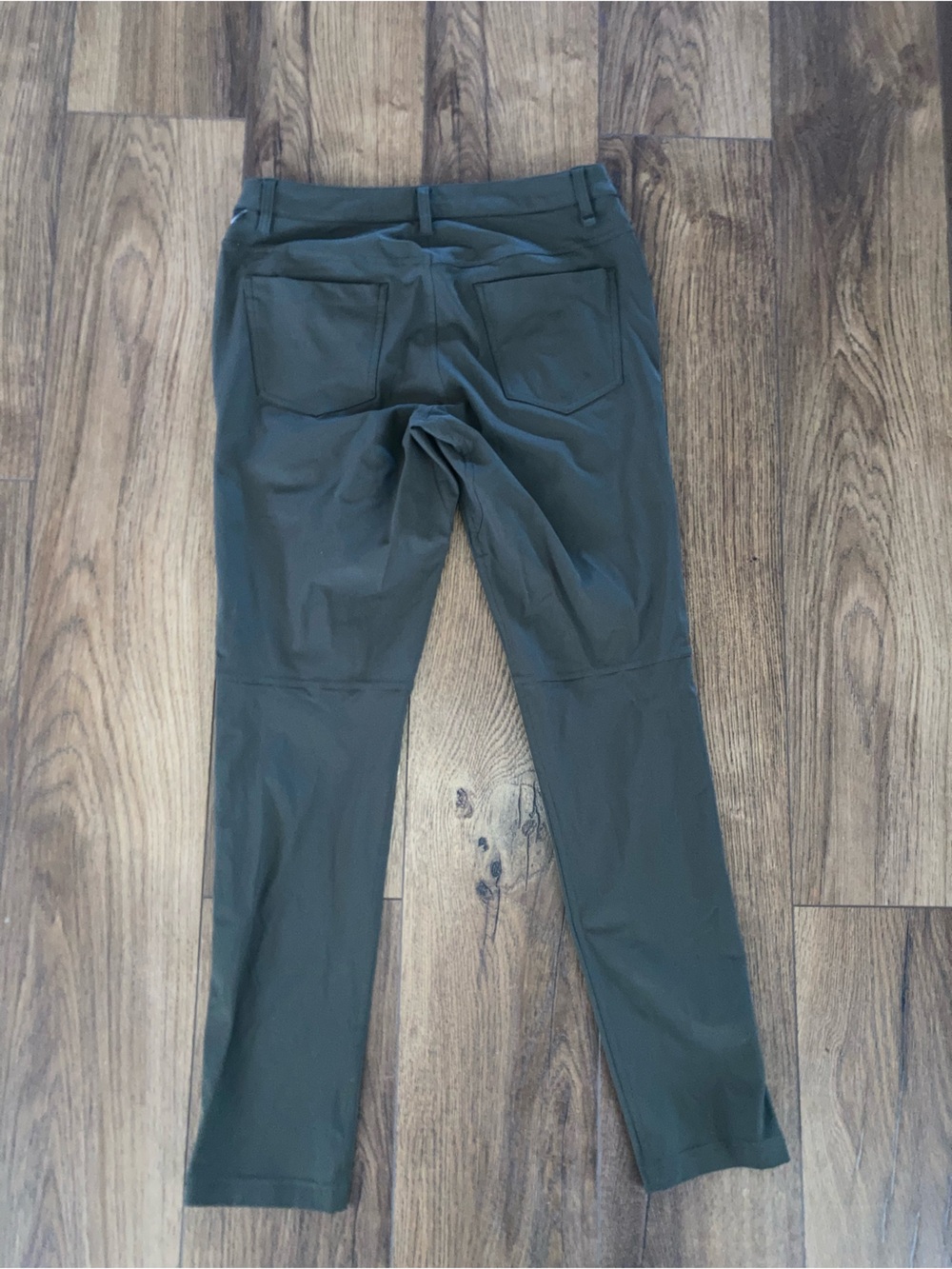 Lululemon women’s Olive Green dress pants size 30 - Picture 4 of 4